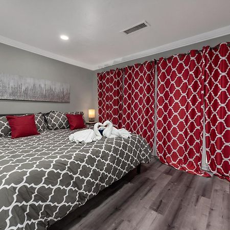 Urban Retreat 1Br With Free Park Apartamento Houston Exterior foto