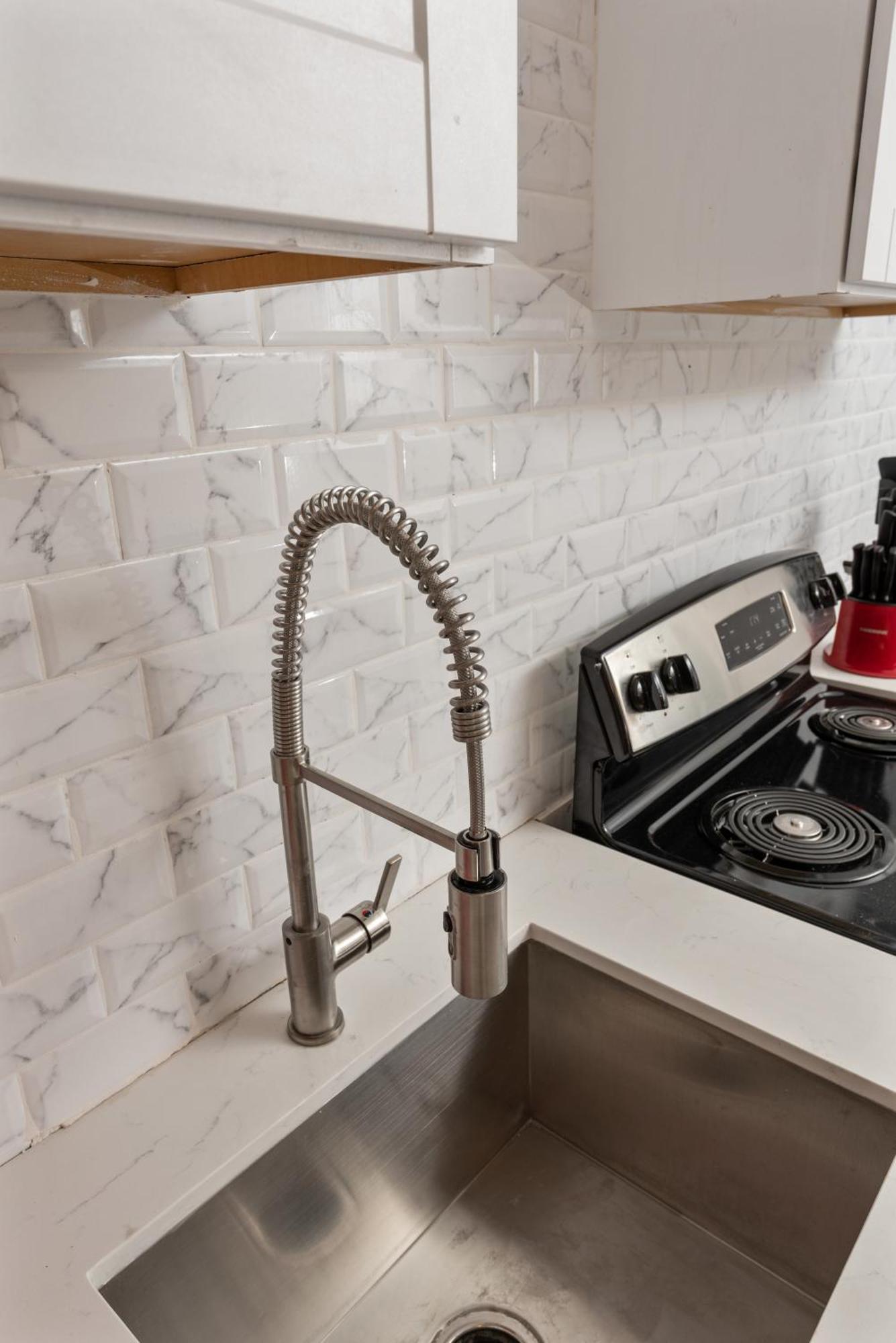 Urban Retreat 1Br With Free Park Apartamento Houston Exterior foto